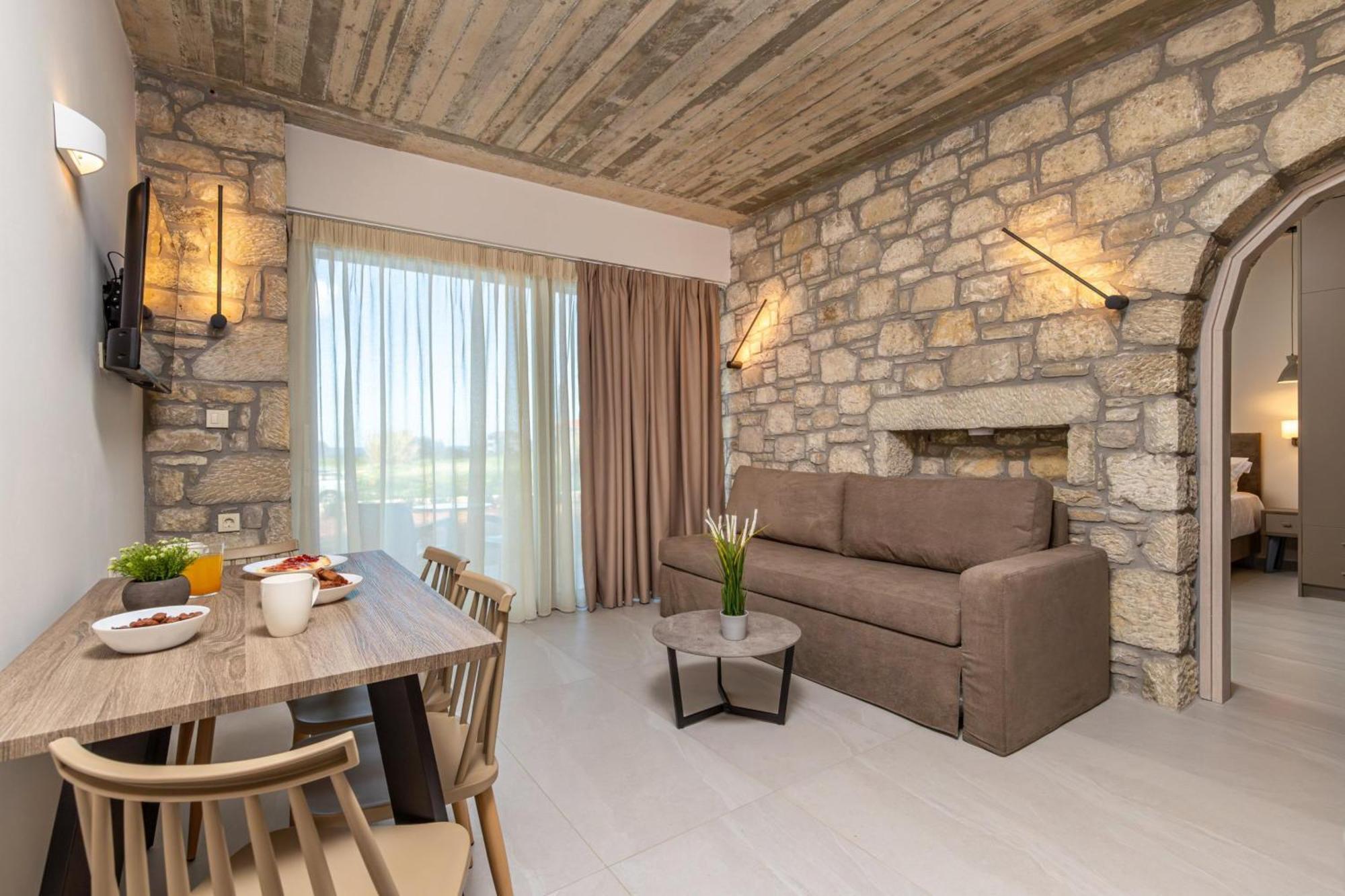 Achatis Apartments With Sea View Kolimvárion Exterior foto